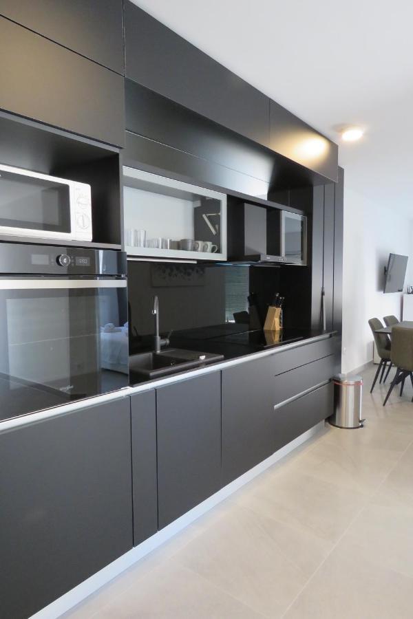 Villa Omazic โตรกีร์ ภายนอก รูปภาพ