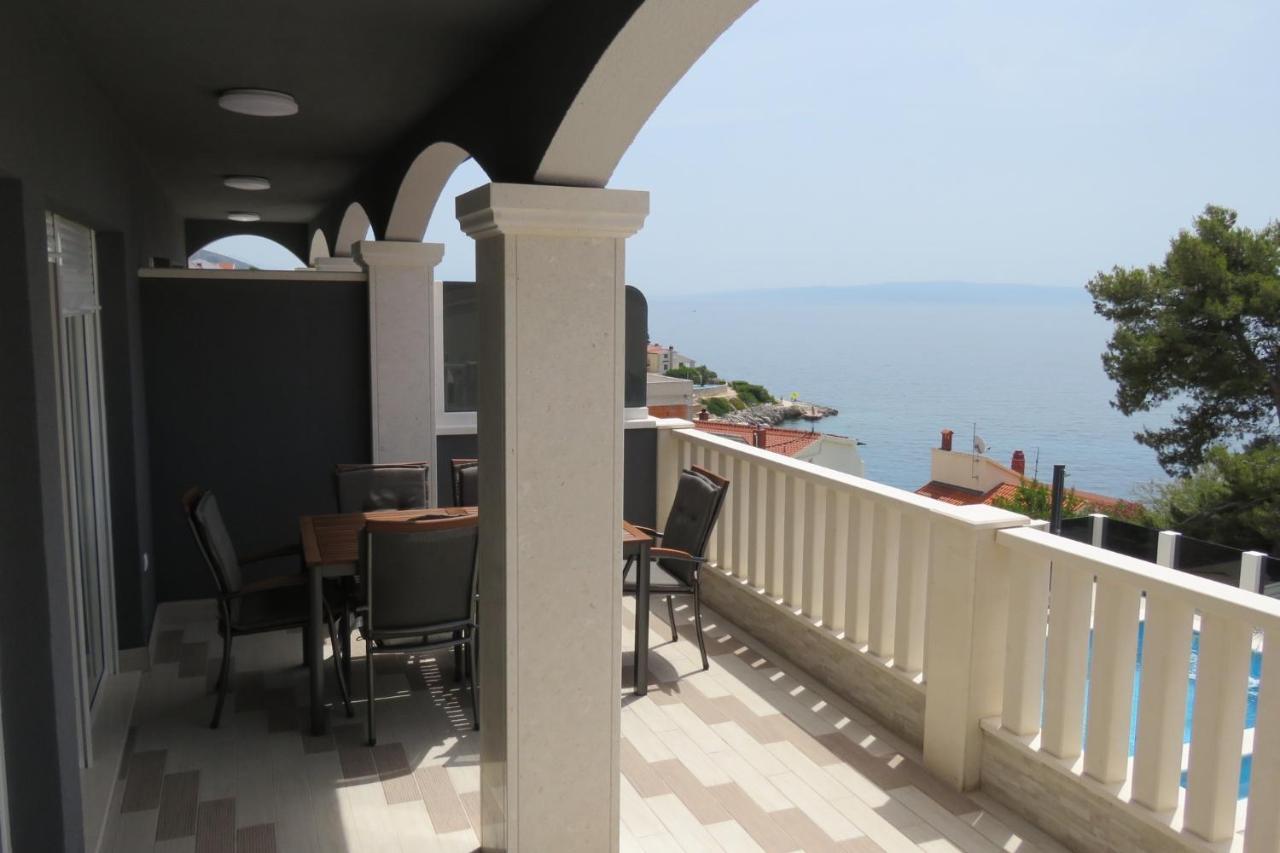 Villa Omazic โตรกีร์ ภายนอก รูปภาพ